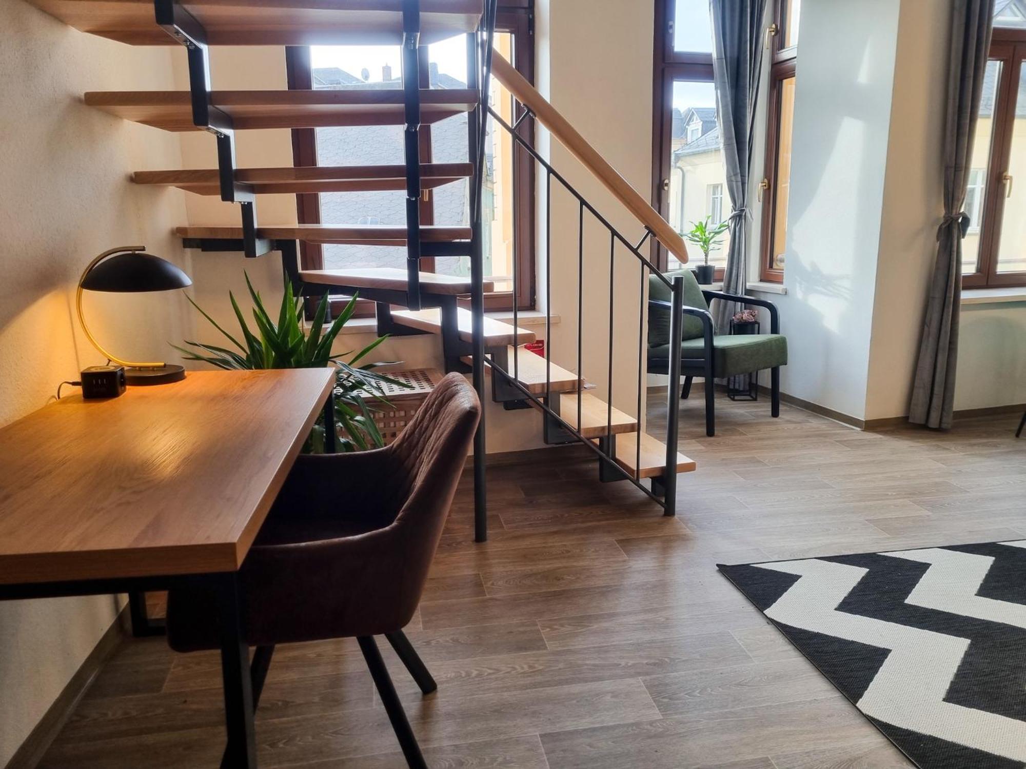 Maremar - Design Maisonette Altstadt - 4 Pers - 57Qm - Luxus Boxspringbett - Kueche - Arbeitsplatz - Privater Parkplatz Greiz Kültér fotó