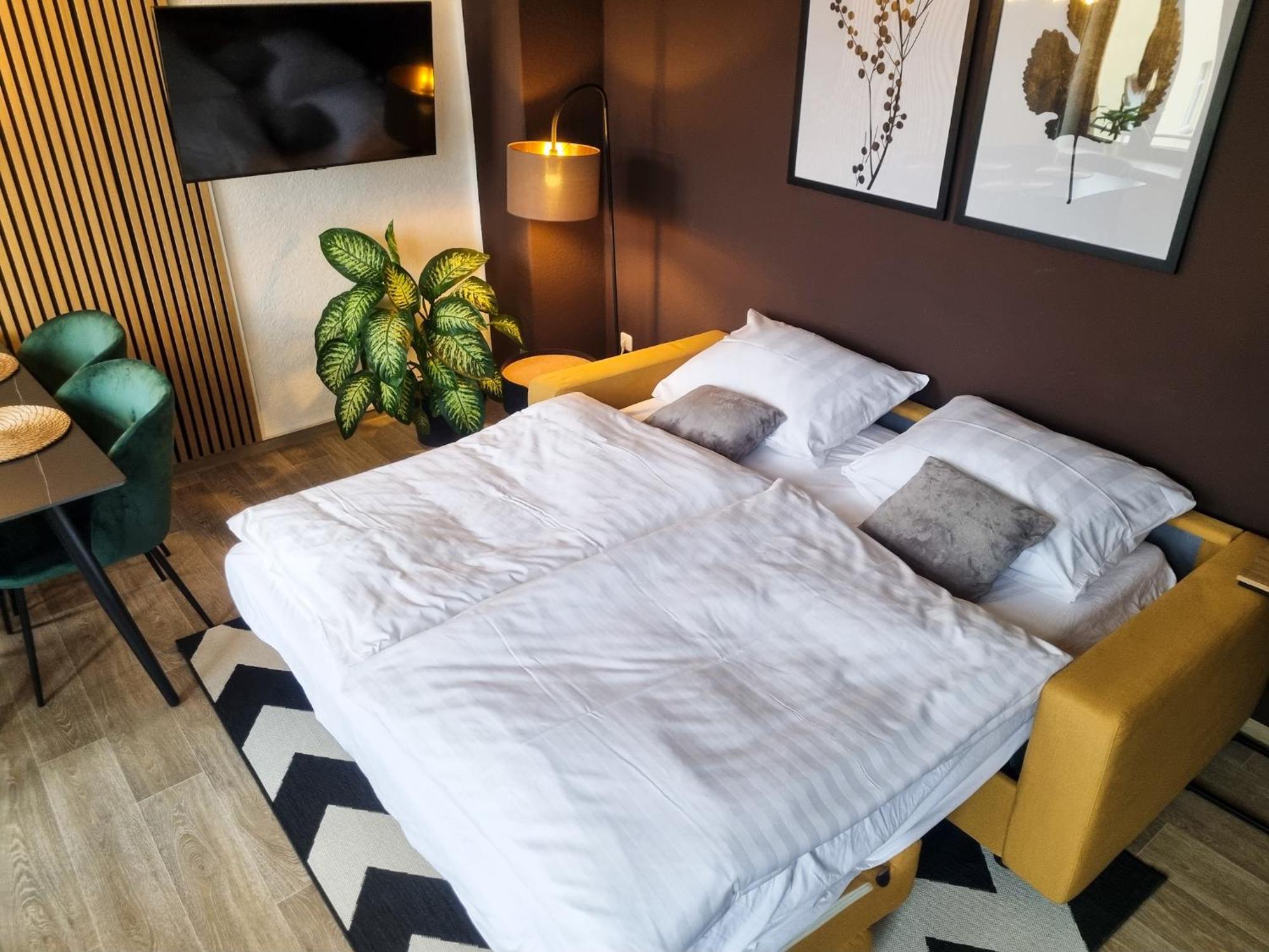 Maremar - Design Maisonette Altstadt - 4 Pers - 57Qm - Luxus Boxspringbett - Kueche - Arbeitsplatz - Privater Parkplatz Greiz Kültér fotó
